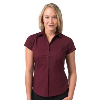 Camisa entallada de manga corta Russell Collection para mujer